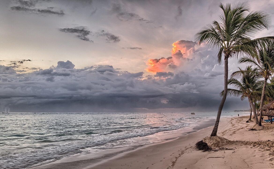 planifiez des vacances inoubliables en famille dans les caraïbes ! découvrez les meilleures destinations, hébergements et activités à partager avec vos enfants pour un séjour de rêve sous les tropiques.