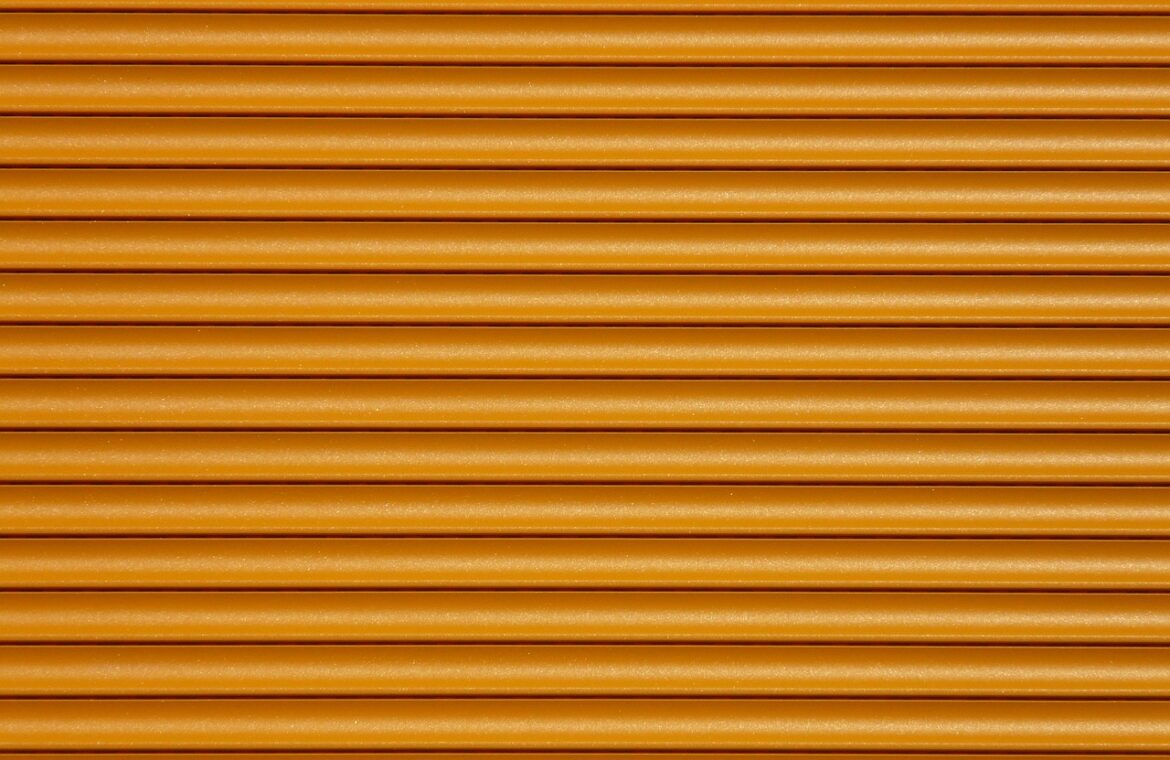 automatisation de l'ouverture des volets roulants pour un confort et une sécurité optimisés. commandez facilement vos volets à distance.