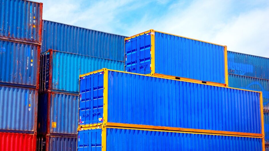 découvrez nos solutions complètes de logistique et de transport international pour optimiser vos chaînes d'approvisionnement à l'échelle mondiale.