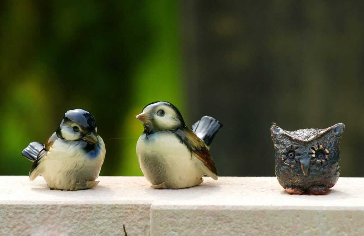 découvrez l'élégance intemporelle des bijoux art déco, alliant formes géométriques audacieuses et matériaux précieux pour un style unique et sophistiqué.