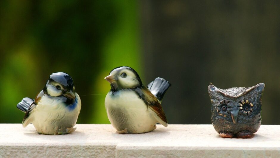 découvrez l'élégance intemporelle des bijoux art déco, alliant formes géométriques audacieuses et matériaux précieux pour un style unique et sophistiqué.