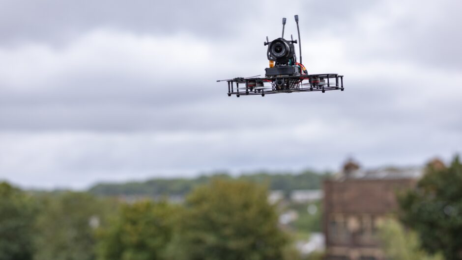 Test du drone DJI Mini 4: le meilleur ami du voyageur