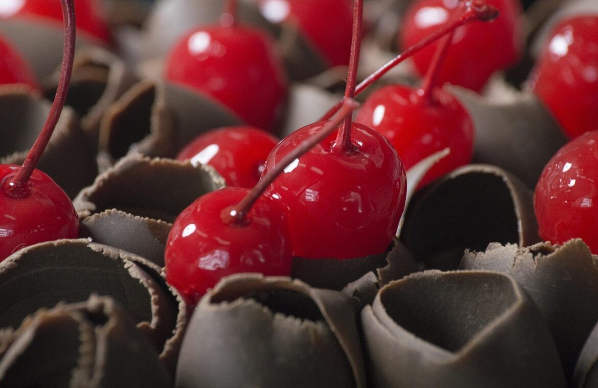 découvrez les meilleures boutiques de chocolat et laissez-vous tenter par des créations artisanales, des pralines gourmandes et des cadeaux délicieux.