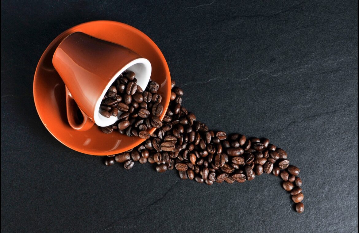 découvrez le gommage au café pour la cellulite : exfoliez votre peau en douceur et profitez d’une peau plus lisse et tonifiée.