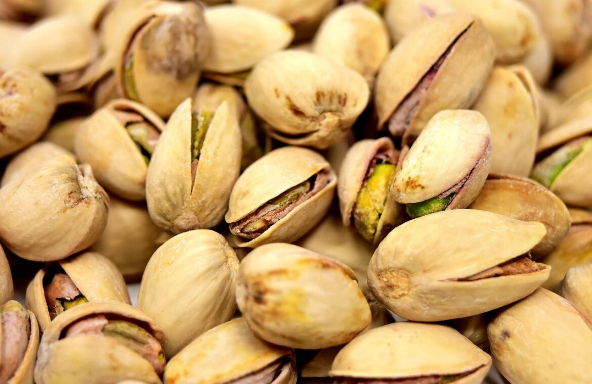 découvrez les aliments qui stimulent naturellement la production de collagène et contribuent à préserver la fermeté de la peau et la santé des articulations.